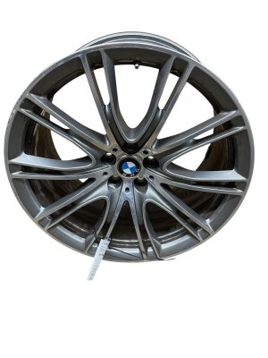 2016-2020 BMW 740i 20x10 10-Spoke Machined Painted Aluminum Wheel (Used OEM)