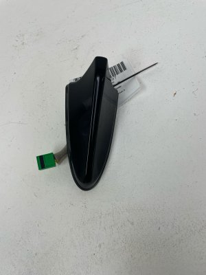 2021-2025 Hyundai Elantra Black Shark Fin Roof Radio Antenna Assembly (Used OEM)