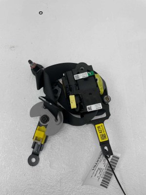 2024-2025 Hyundai Elantra Seat Belt Assembly with Pretensioner - Front (Used OEM)