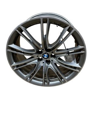 2016-2022 BMW 740i 20x8.5 Machined Painted Aluminum Front Wheel (Used OEM)