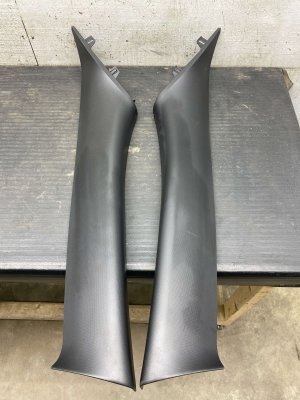 2022-2025 INFINITI QX60 Charcoal (Black) A-Pillar Trim Cover Panel Set - Front (Used OEM)