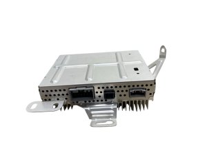  Tesla Model s Premium Audio System Amplifier (Used OEM)