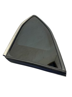 2020-2025 Toyota Highlander Black Quarter Glass with Chrome Moulding - Rear, Right (Passenger) (Used OEM)