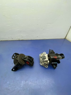 2020-2025 Kia Telluride Engine Mount Bracket Support Set (Used OEM)