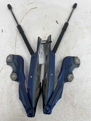 2012-2018 Audi A6 Active Hood System Hood Hinge Set - Front, Right (Passenger) (Used OEM)