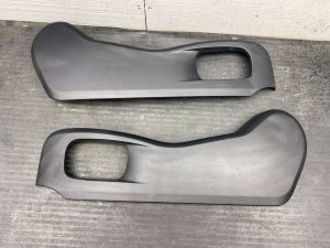 2021-2023 Jaguar F-Pace Black Seat Switch Cover Trim Panel Set - Front (Used OEM)