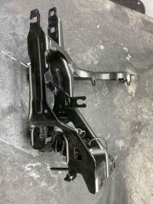 2020-2025 BMW X6 Outer Radiator Support Bracket Frame Box - Front (Used OEM)