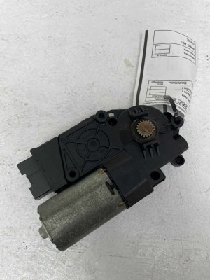 2017-2020 Jaguar F-Pace Panoramic Sunroof Sunshade Motor (Used OEM)
