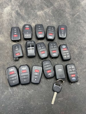 2016-2022 Toyota Prius Smart Key Fob Remote (Used OEM)