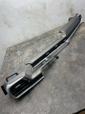 2023-2025 Kia Telluride Dashboard Air Vent Set with Radio Control Switch and Trim Panel - Front (Used OEM)