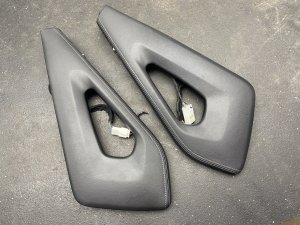 2020-2025 Kia Telluride Black Console Exterior Trim Panel Set - Front (Used OEM)