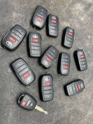 2023-2025 Toyota Sequoia Smart Keyless Entry Remote Fob (Used OEM)