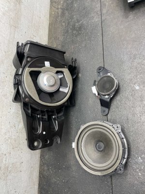 2020-2025 Kia Telluride Harman Kardon Front and Rear Speaker and Subwoofer Set (Used OEM)
