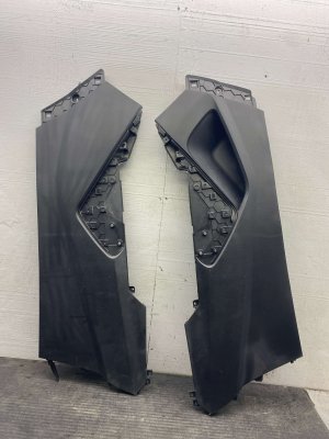 2020-2025 Kia Telluride Black Center Console Trim Cover Panel - Front (Used OEM)