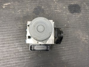 2017-2019 Audi Q7 ABS Control Module and Pump Assembly (Used OEM)