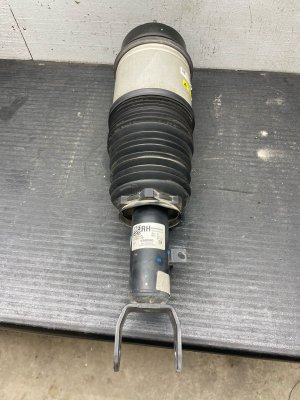 2022-2025 Jeep Wagoneer Air Suspension Strut Assembly - Front, Right (Passenger) (Used OEM)