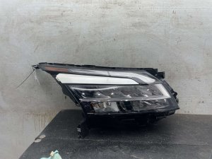 2022-2025 Nissan Pathfinder White LED Headlight Assembly - Front, Right (Passenger) (Used OEM)