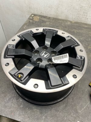 2017-2026 Honda Ridgeline 18x8 7-Spoke Machined Face Alloy Wheel (Used OEM)