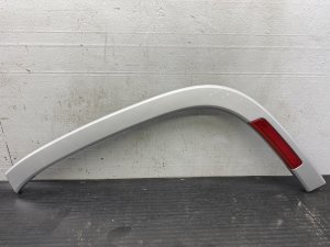 2022-2025 Jeep Wagoneer Silver Wheel Arch Fender Flare Trim - Rear, Left (Driver) (Used OEM)
