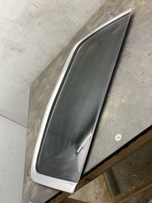 2022-2024 Jeep Wagoneer Quarter Window Glass with Polished Stainless Trim and Privacy Tint - Rear, Left (Driver) (Used OEM)