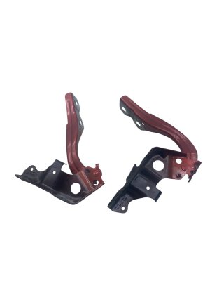 2021-2025 Ford Bronco Hood Hinge Set - Front, Right (Passenger) (Used OEM)