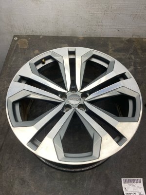 2019-2022 Audi Q8 Gray 22x10 5 Double-Spoke Alloy Wheel (Used OEM)