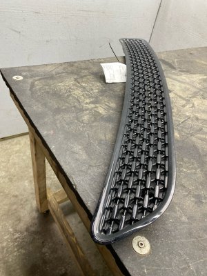 2022-2025 Jeep Grand Wagoneer Black Bumper Lower Grille Assembly - Front (Used OEM)
