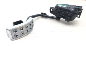 2004-2018 Bentley Continental Accelerator Pedal Assembly with Travel Sensor (Used OEM)