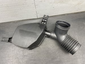 2018-2024 Honda Odyssey Engine Air Intake Resonator with Flow Tube Pipe (Used OEM)