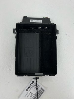 2020-2024 Audi S6 Center Console Wireless Phone Charger - Front (Used OEM)