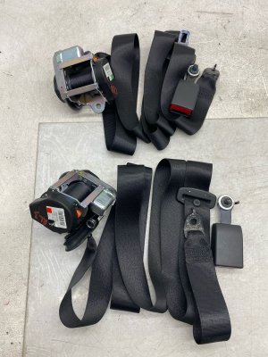2013-2016 Mercedes-Benz GL550 Black 3rd Row Seat Belt Assembly Set - Rear, Right (Passenger) (Used OEM)