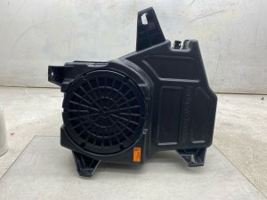 2013-2016 Mercedes-Benz GL550 Subwoofer Bass Box Speaker - Rear (Used OEM)
