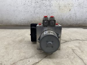 2016 Mercedes-Benz GL450 ABS Pump and Control Module with Adaptive Cruise (Used OEM)