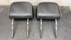 2023-2025 GMC Canyon Jet Black Seat Headrest Set - Front, Right (Passenger) (Used OEM)