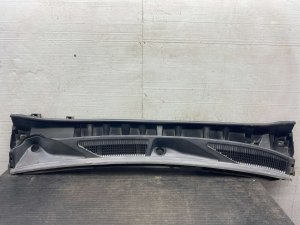 2010-2024 Toyota 4Runner Windshield Cowl Cover Vent Grille Panel (Used OEM)