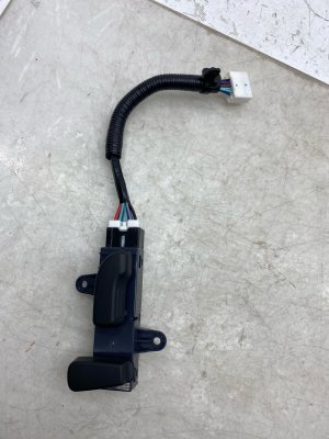 2019-2025 Subaru Forester Power Seat Adjustment Switch - Front (Used OEM)