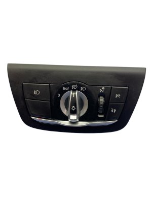2018-2022 BMW X3 Dashboard Headlight Control Switch - Front (Used OEM)
