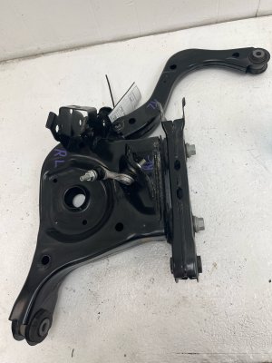 2020-2026 Nissan Sentra Suspension Control Arm Set (3 Pieces) - Rear, Left (Driver) (Used OEM)