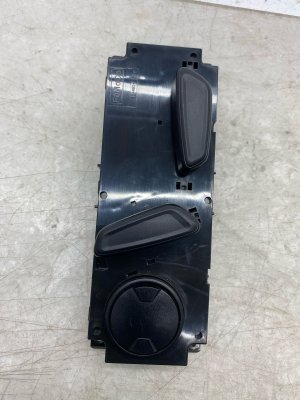 2023-2025 Ford F-550 Super Duty Power Seat Switch - Front (Used OEM)