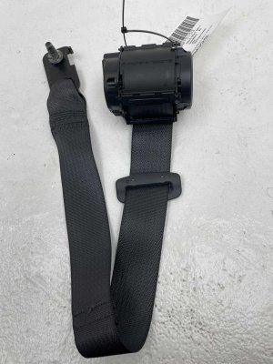 2018-2024 GMC Terrain Center Seat Belt Assembly - Rear, Right (Passenger) (Used OEM)