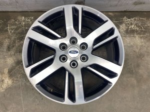 2022-2024 Ford Expedition Silver Slotted Spoke Machined Charcoal Alloy Wheel (Used OEM)