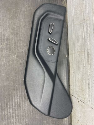 2018-2024 Lincoln Navigator 10-Way Power Seat Adjustment Switch - Front (Used OEM)