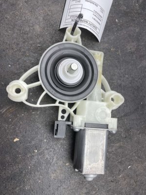 2019-2021 Mercedes-Benz C280 Power Window Motor - Front, Right (Passenger) (Used OEM)