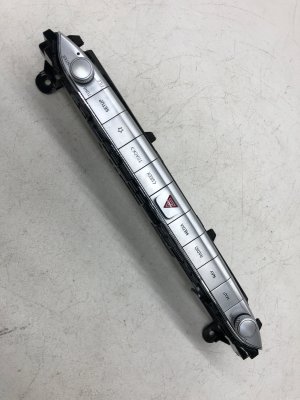 2020-2022 Hyundai Palisade Radio Control Panel (Used OEM)