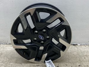 2025 Subaru Forester Gray 18x7 5-Spoke Machined Charcoal Alloy Wheel (Used OEM)