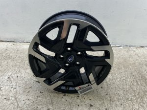 2025 Subaru Forester Gray 18x7 5-Spoke Machined Charcoal Alloy Wheel (Used OEM)
