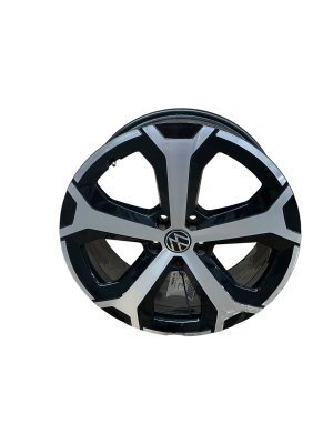 2025-2026 Volkswagen Tiguan Black 19x7.5 Machined Silver Black Alloy Wheel (Used OEM)