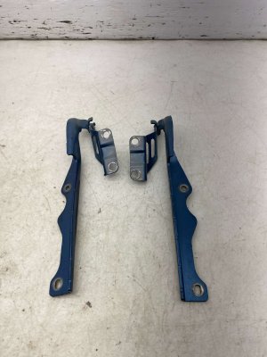 2017-2025 Mazda CX-5 Hood Hinge Set - Front, Right (Passenger) (Used OEM)