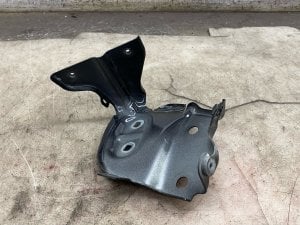 2025-2026 BMW X3 Fender Bracket - Front (Used OEM)