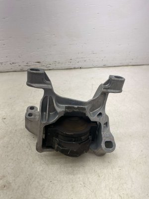  Mazda Mazda6 Engine Mount Support Bracket Assembly - Front (Used OEM)